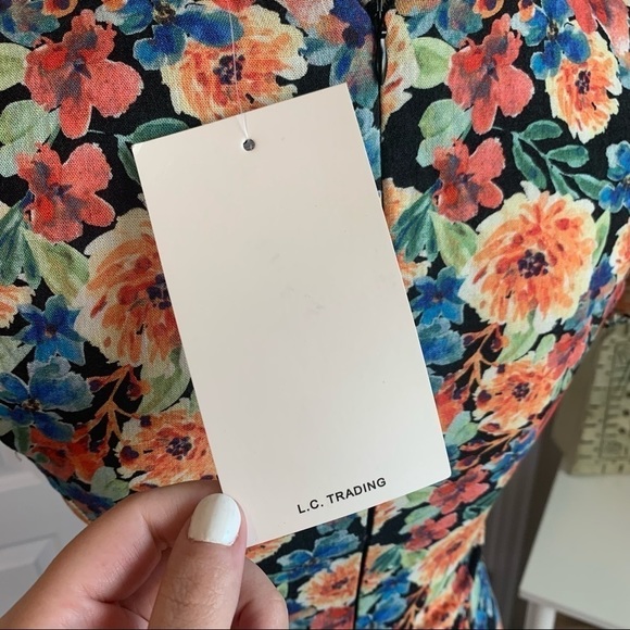 One of a kind! Olivaceous Sample Piece Floral Puff Sleeve Dress - Picture 14 of 16